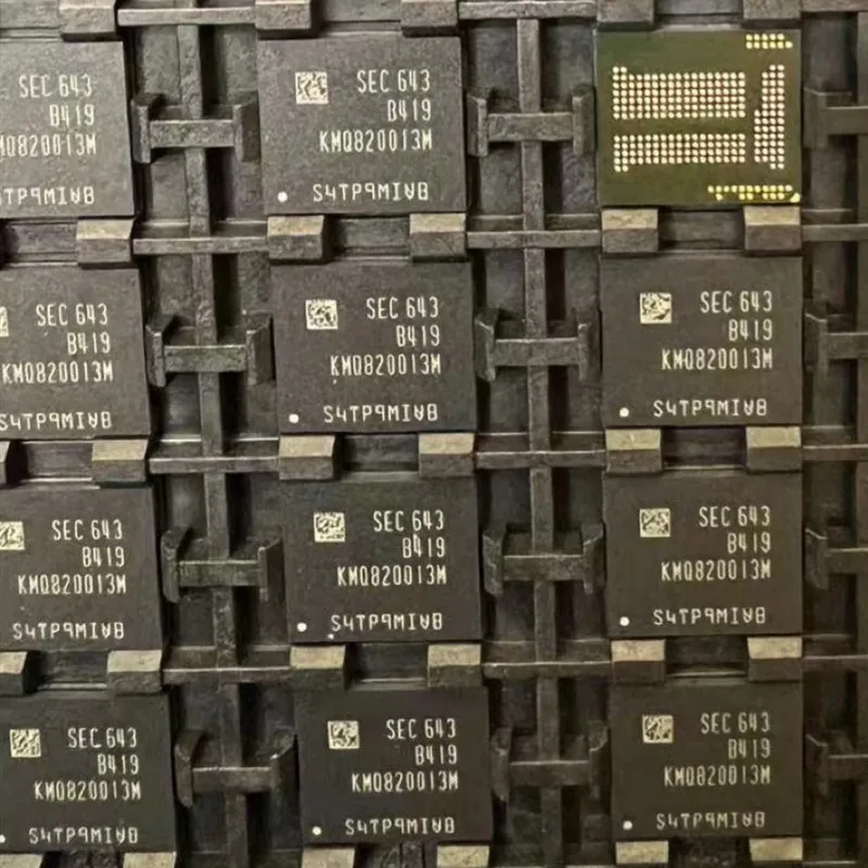 

1 шт. ~ 5 шт./партия Φ KMQ820013M BGA новый оригинальный