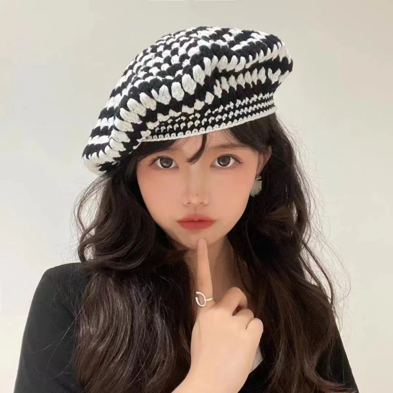 

Colorblock Knitted Berets Caps for Women Korean Version Ins Fashion Dome Black and White Houndstooth Beret Hat Female Boinas