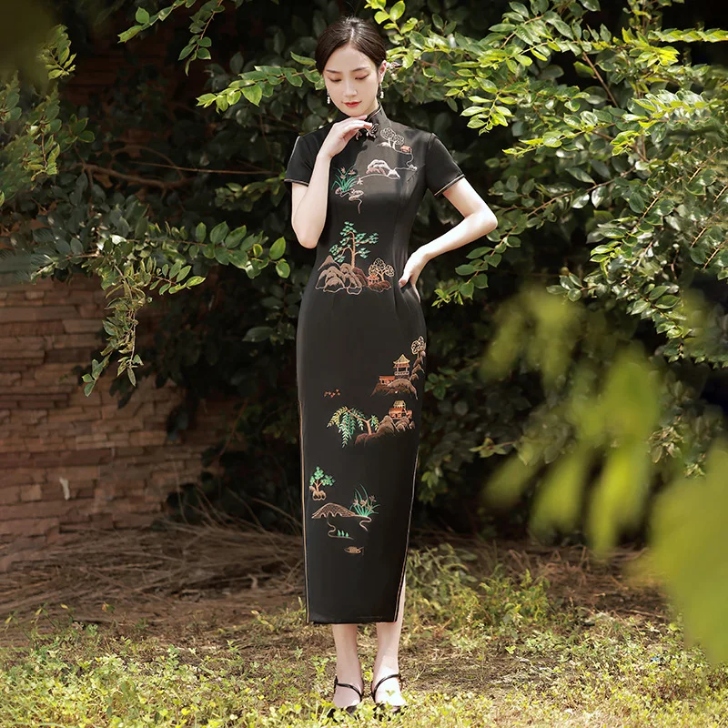 

2022 Summer Elegant Black Flower Embroidery Slim Long Cheongsam Chinese Traditional Dress Qipao For Women Banquet Evening Dress