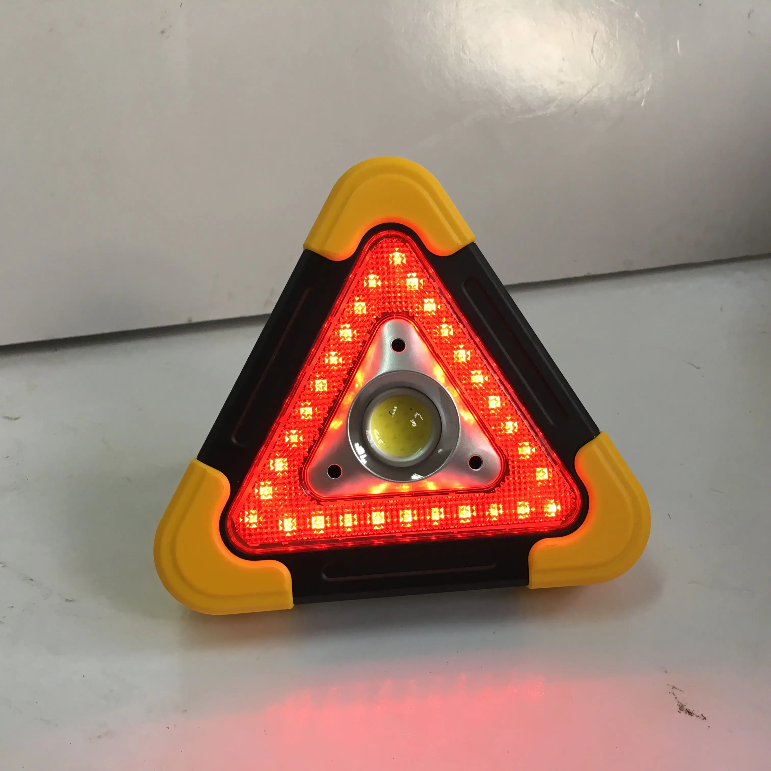 

Флэш-карта памяти USB 5V LNTSUN LED6435