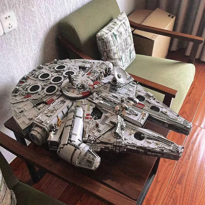 

8445pcs MOC Classic Star Millennium Falcon Destroyer Ship 75192 Model Building Block Brick Educational Assembly Toy for Boy Gift