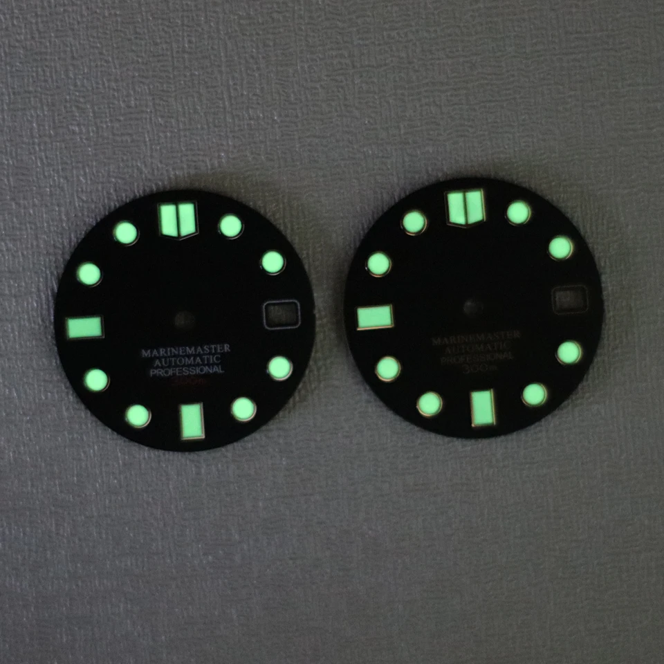 New NH35 dial strong green luminous mechanical table abalone modified matte stripe Fried SKX007 small mm28.5mm