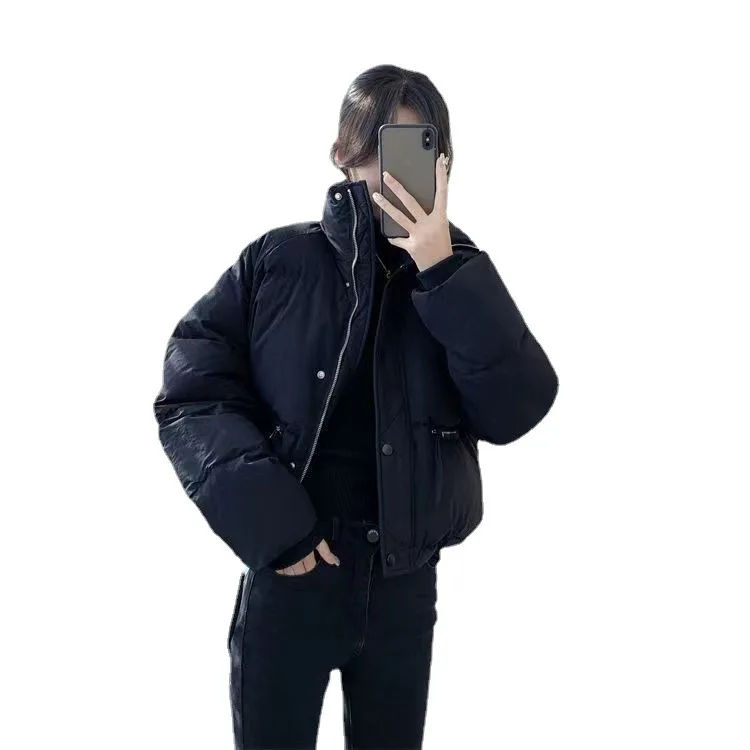 Женская зимняя утепленная куртка на пуговицах