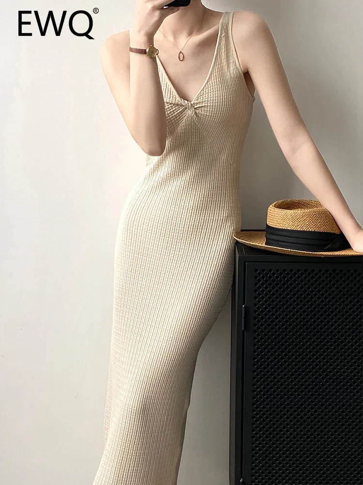 

EWQ Knitting Sleeveless Dress Long For Women V-neck Gathered Waist Slim Bottoming Office Lady Dresses 2023 Spring New 26D2625