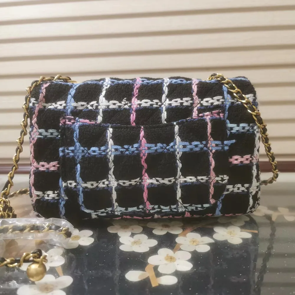 

Light luxury women's bag 2022 new popular woolen fabric plaid chain shoulder bag, fashionable diagonal bag
