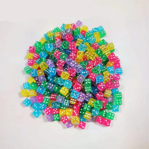 100 шт. 5*5*5 мм Mini D6 акриловые игровые кости с прямоугольной точкой, стандартный шестисторонний куб для аксессуаров для настольных игр