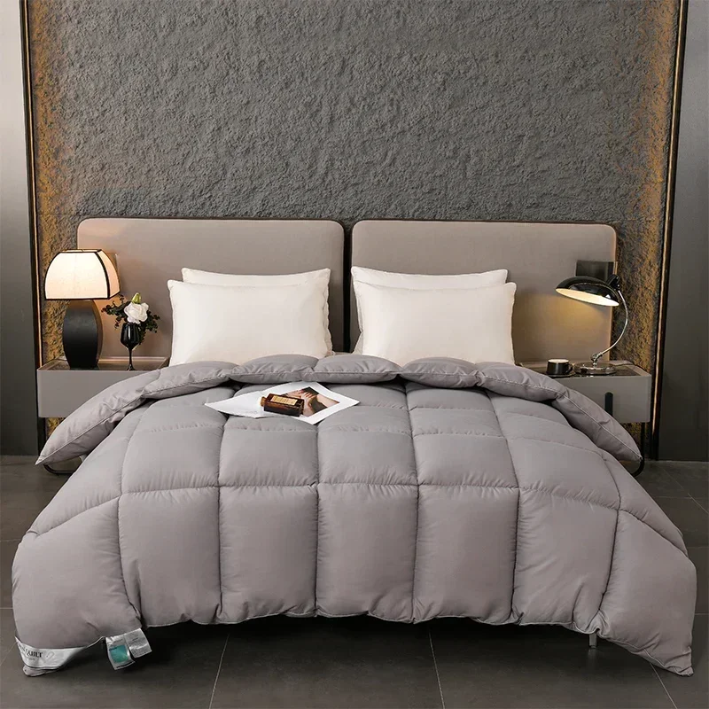 2024 new skin-friendly and comfortable five-star hotel feather velvet quilt winter thickened warm core