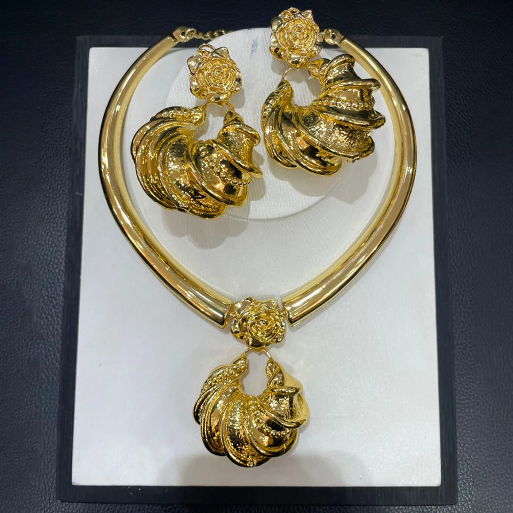 

African Dubai Gold Plated Jewelry Set Rose Drop Earrings and Choker Necklace 2Pcs Set for Bridal Engagement Daily Wear Party