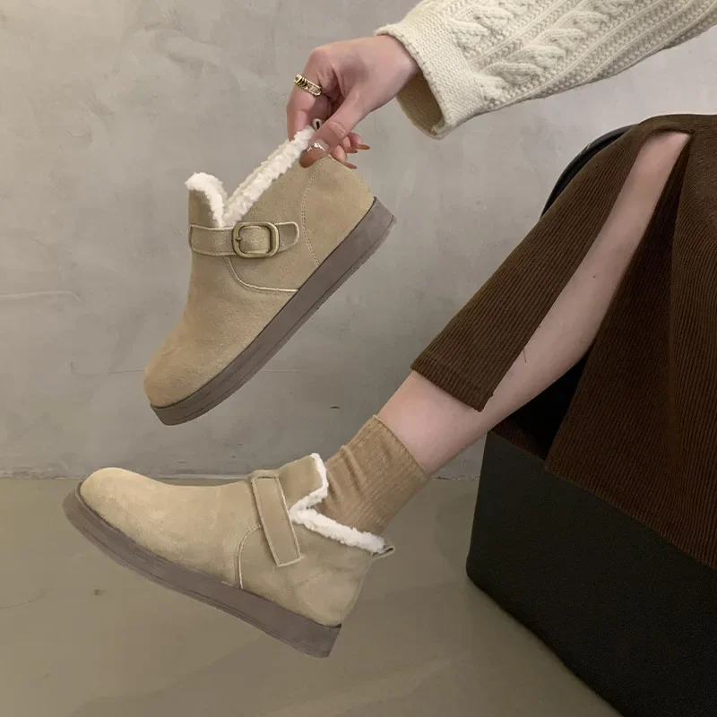 Брендовые дизайнерские зимние ботинки с лаконичным ремнем и пряжкой женские на
