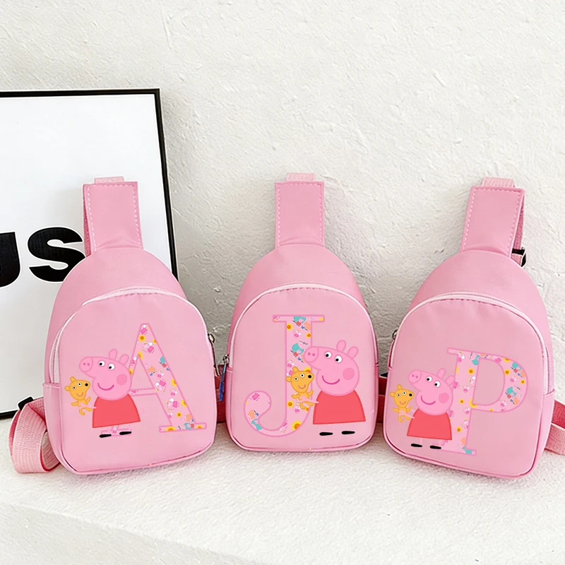 Фото Сумка-рюкзак Peppa Pigs для мальчиков и девочек, розовая сумка через плечо с 26 буквами в стиле аниме, мини-портативная сумка-кроссбоди для студентов, подарок на день рождения №2