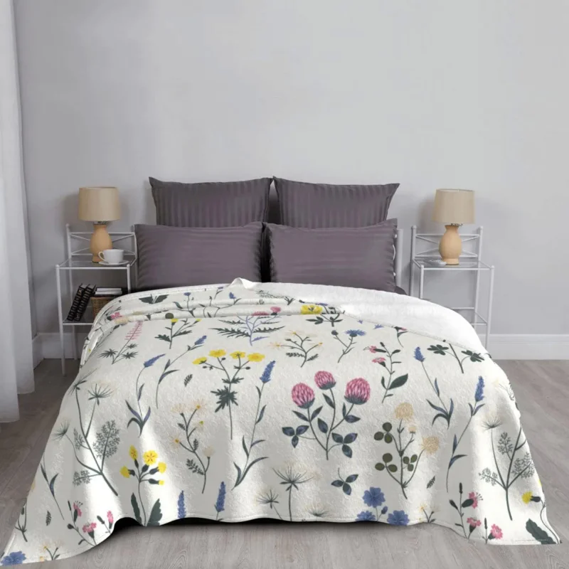 

Retor Wildflowers Flower Blanket Velvet Winter Portable Warm Throw Blankets for Sofa Bedroom Plush Thin Quilt