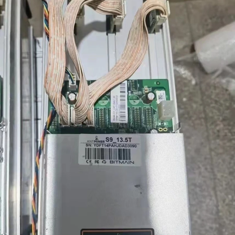 

2022 hot sale computer server Mining machine Antiminer Ants S9 S9J S9k