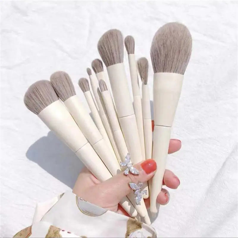 

Foundation Brush Mild Durable Not Easily Deformed Not Eat Powder Apply Makeup Quickly Makeup Tool Soft Hair High Glow Brush New