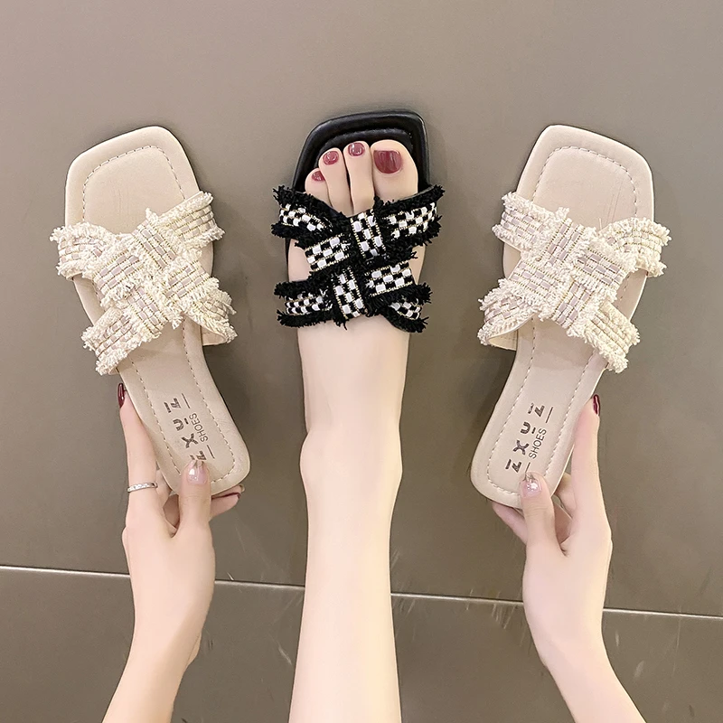 Тапочки женская летняя одежда новая обувь пляжные шлепанцы на плоской подошве с