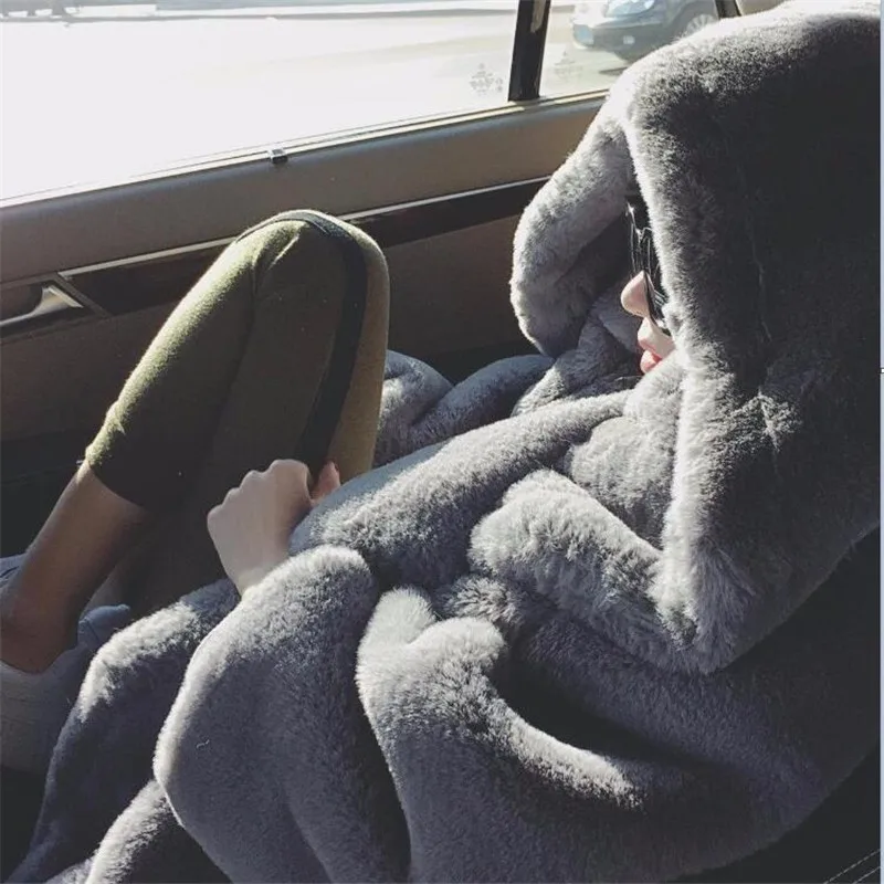 Plus Size 2022 New Winter Women Faux Fur Coat Fashionable Beaver Rabbit Hair Thicken Warm Long Hooded Loose Casual Female Parka