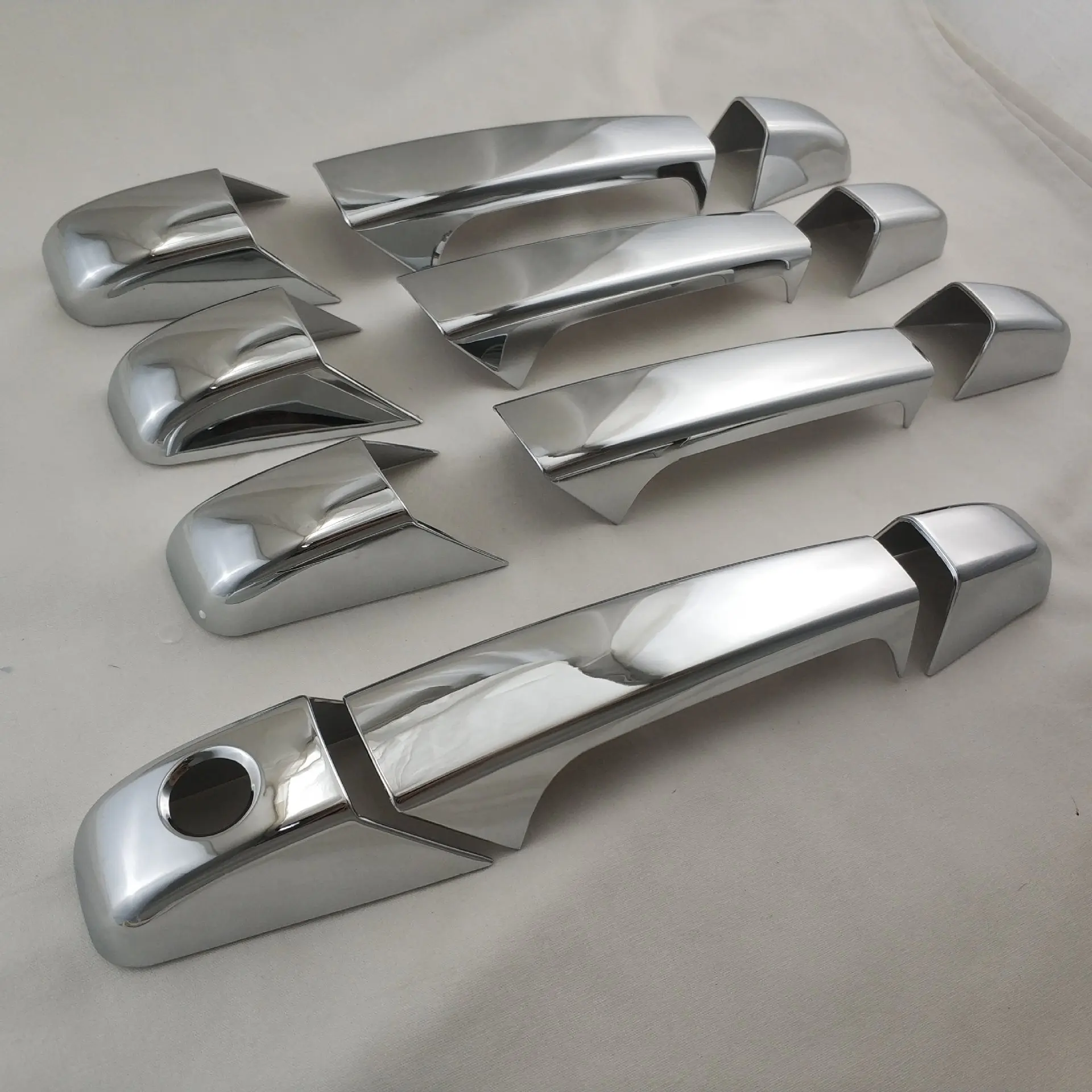 

Car Door Handle ABS Exterior Modification Parts Electroplating Silver for Chevrolet Silverado 2007-2013 GMC Yukon XL/sierr