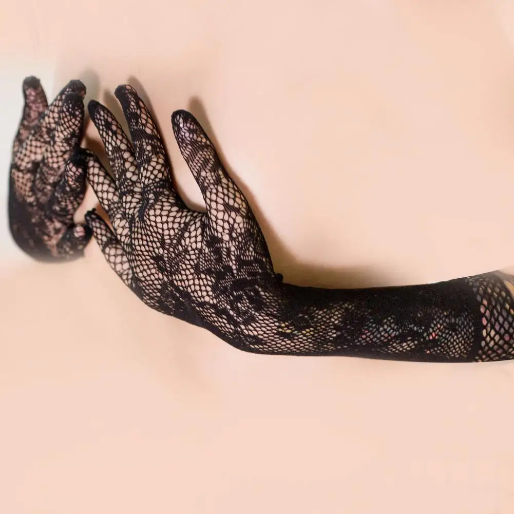 Comfortable  Chic Women Grace Lace Sexy Gloves Exquisite Lace Gloves Soft   for Wedding images - 6