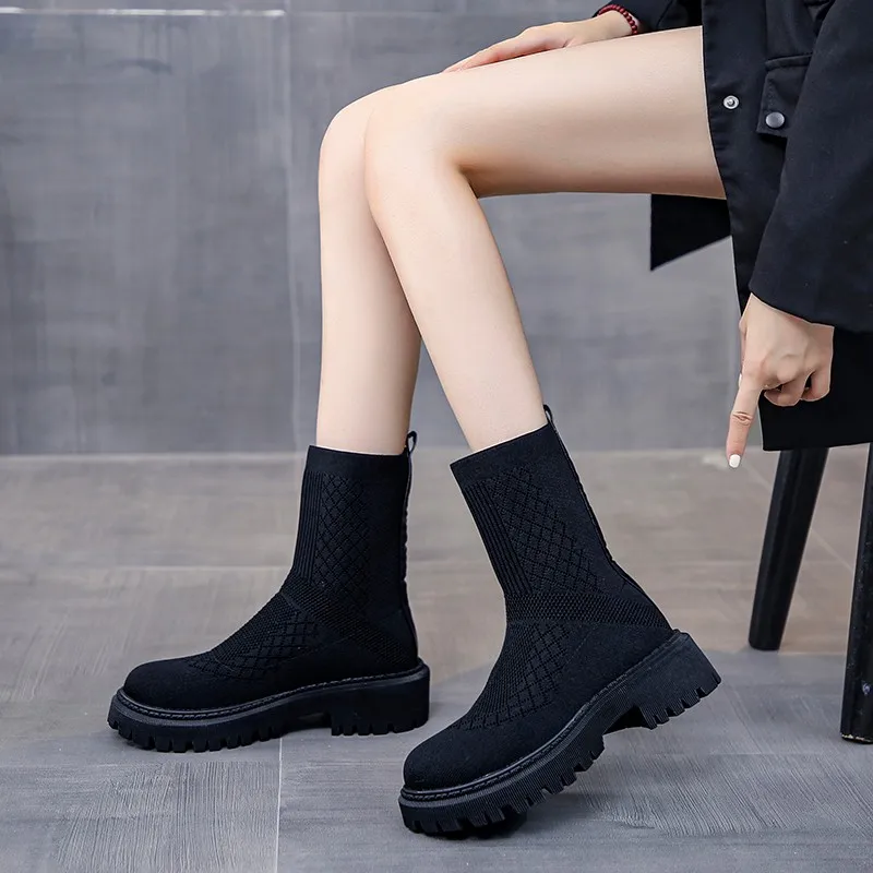 

2022 New Stretch Lady Footwear Platform Shoes Spring Autumn Slip-on Boots Women 5cm Square Heel Cotton Fabric Sock Boots