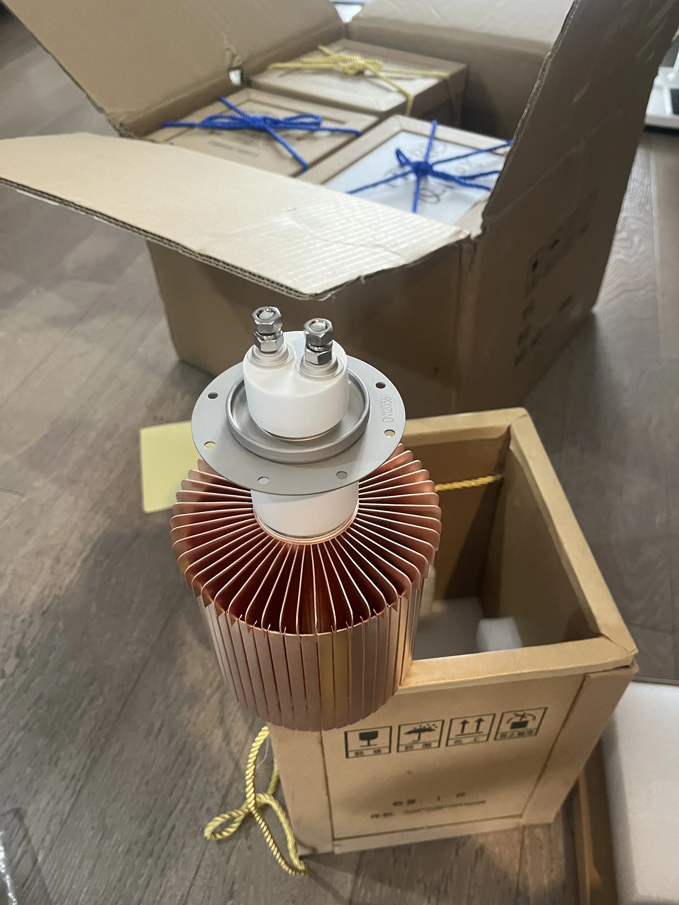 7T69RB вакуумный клапан трубка Tetriod силовая вакуумная