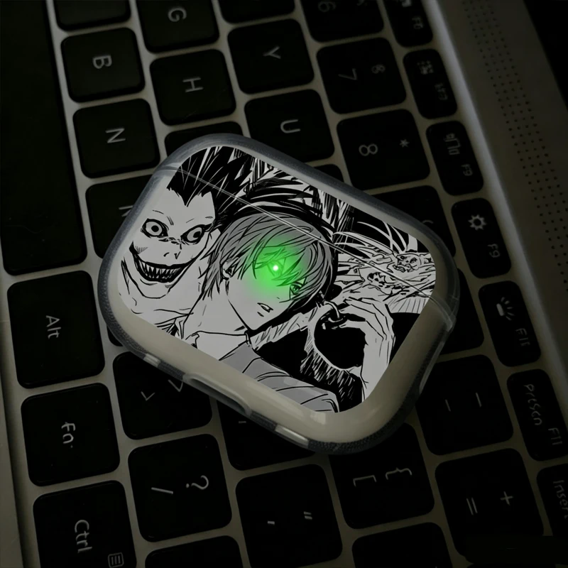 Фото Чехол для наушников Apple AirPods 4 1 2 3 Pro с мультяшным дизайном Death Note: Ягами, Лайт, Лоулайт, Рюк. Защитный чехол для AirPods в стиле аниме. №4