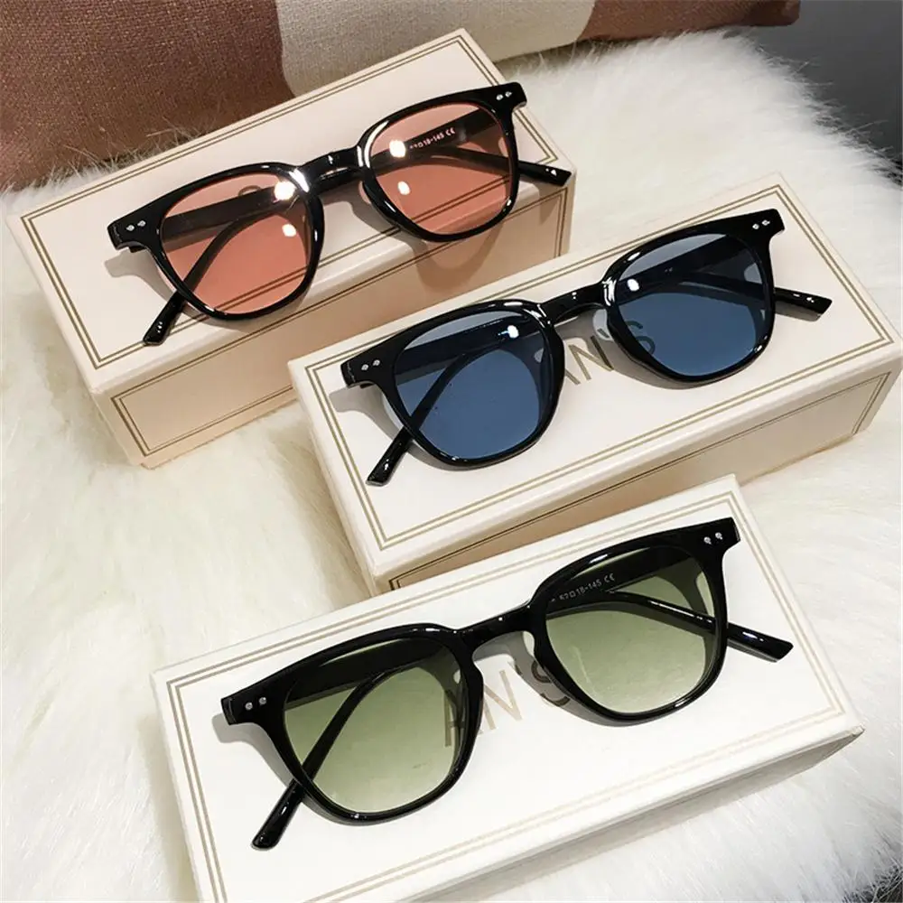 

Women's Fashion Black Sun Glasses UV400 Vintage Square Sunglasses Men Shades Oversized Sunglasses