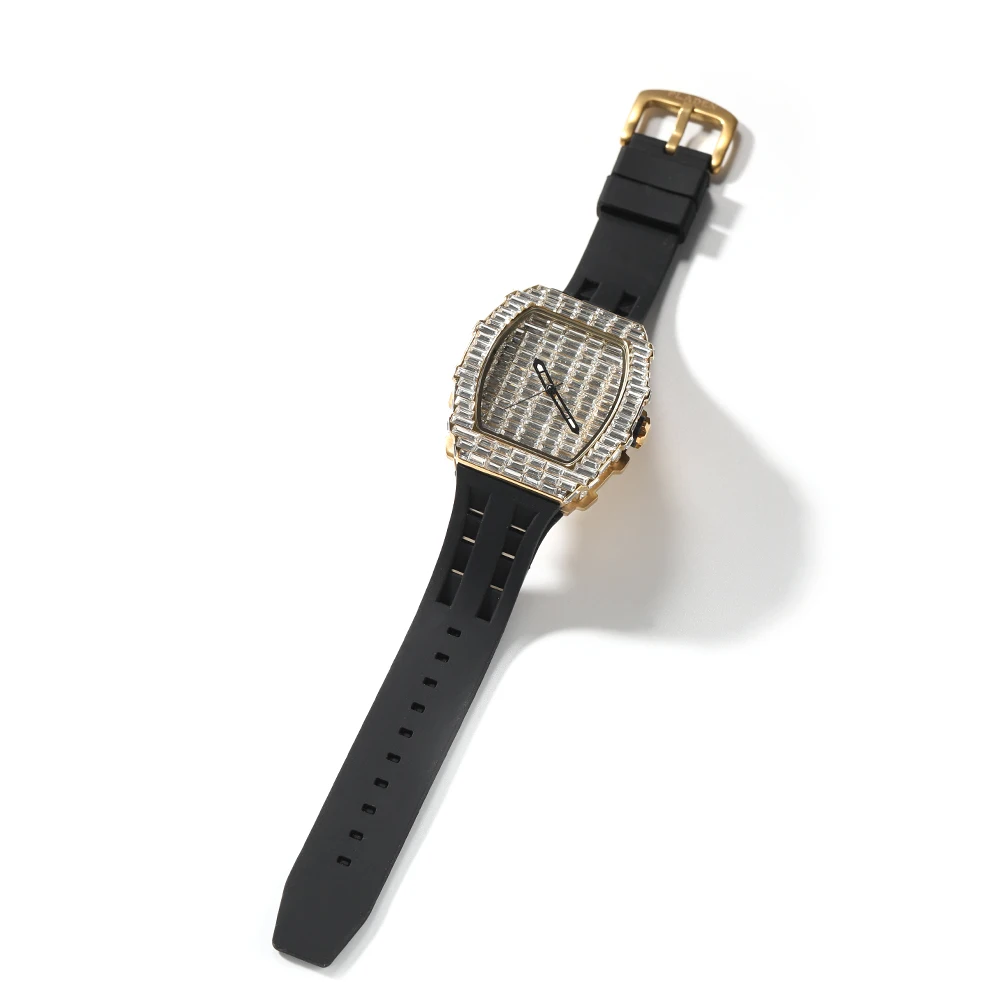 Часы наручные с квадратным циферблатом и силиконовым ремешком унисекс