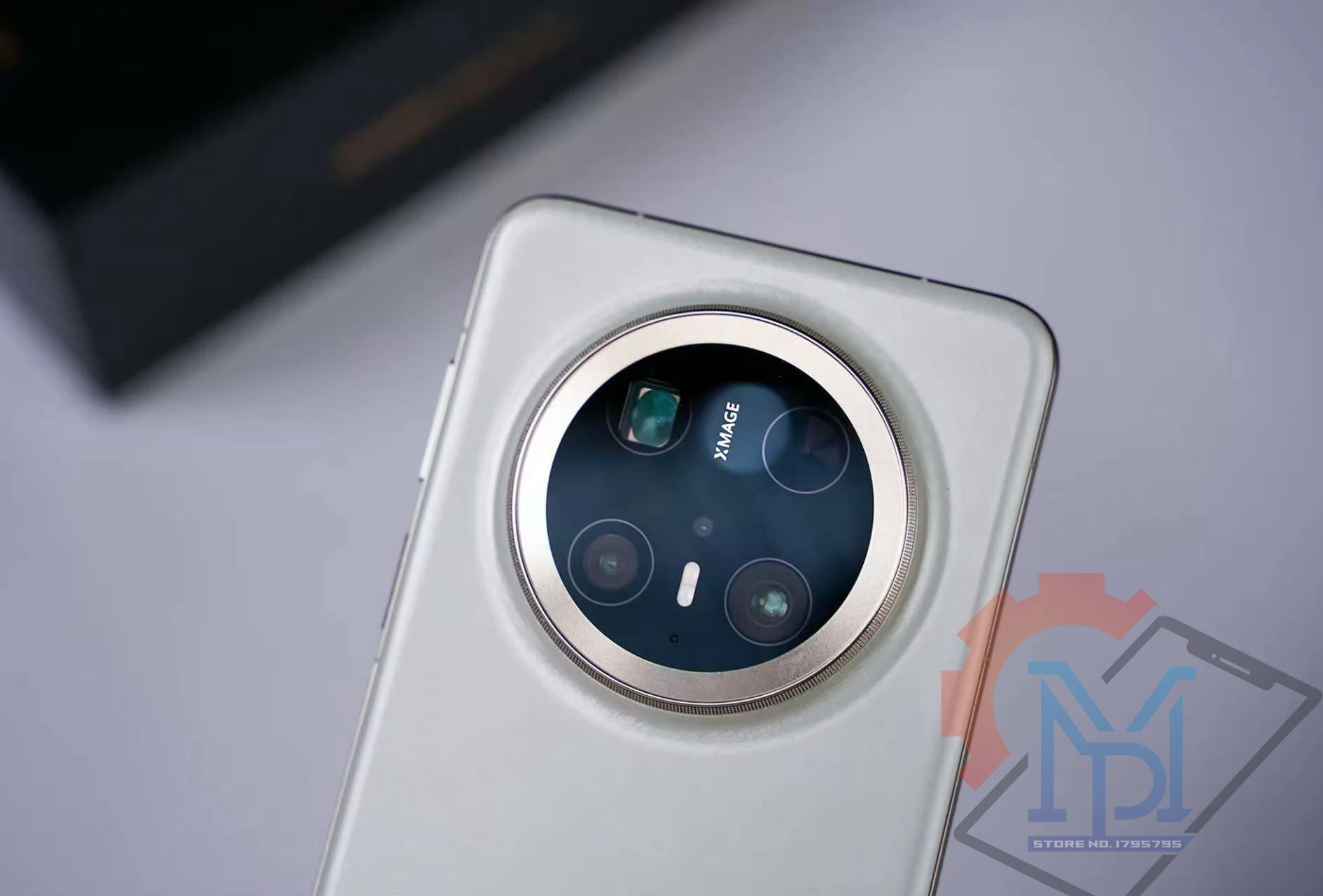 Фото Оригинальный смартфон Huawei Mate 70 Pro+ Plus с 6,9-дюймовым дисплеем, процессором Kirin 9020, HarmonyOS 4.3, камерами 50 МП и аккумулятором 5500 мАч №3