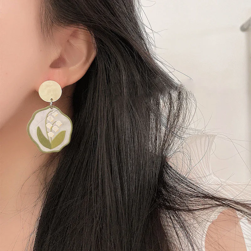 

New Tulip Acrylic Earrings for Women Relief Printing Small Fresh Leaves Roses High-end Earrings Party Jewelry Gifts for 2022