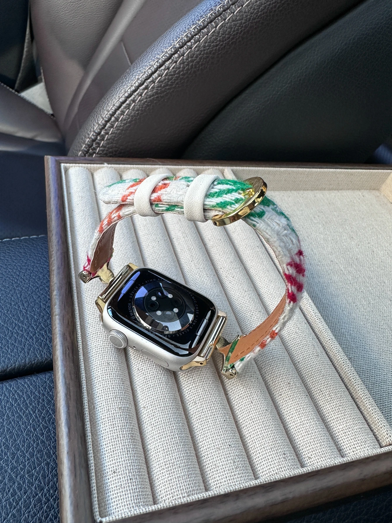 Эксклюзивная металлическая кожаная петля Correa для Apple Watch, женский ремешок серии 111098765 40 мм, 41 мм, 42 мм, 44 мм, 45 мм, 46 мм, 49 мм (art.: 3920d42f9948e) - 3920d42f9948e
