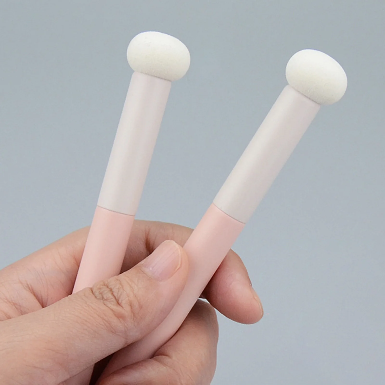 

Makeup Brushes Sponge Foundation Brush Beauty Cosmetic Air Cushion Ball Concealer Brush Professional Makeup Tool