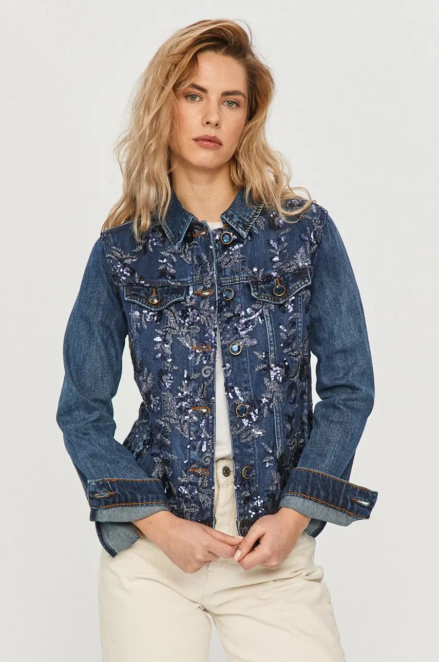Потертая джинсовая куртка на молнии