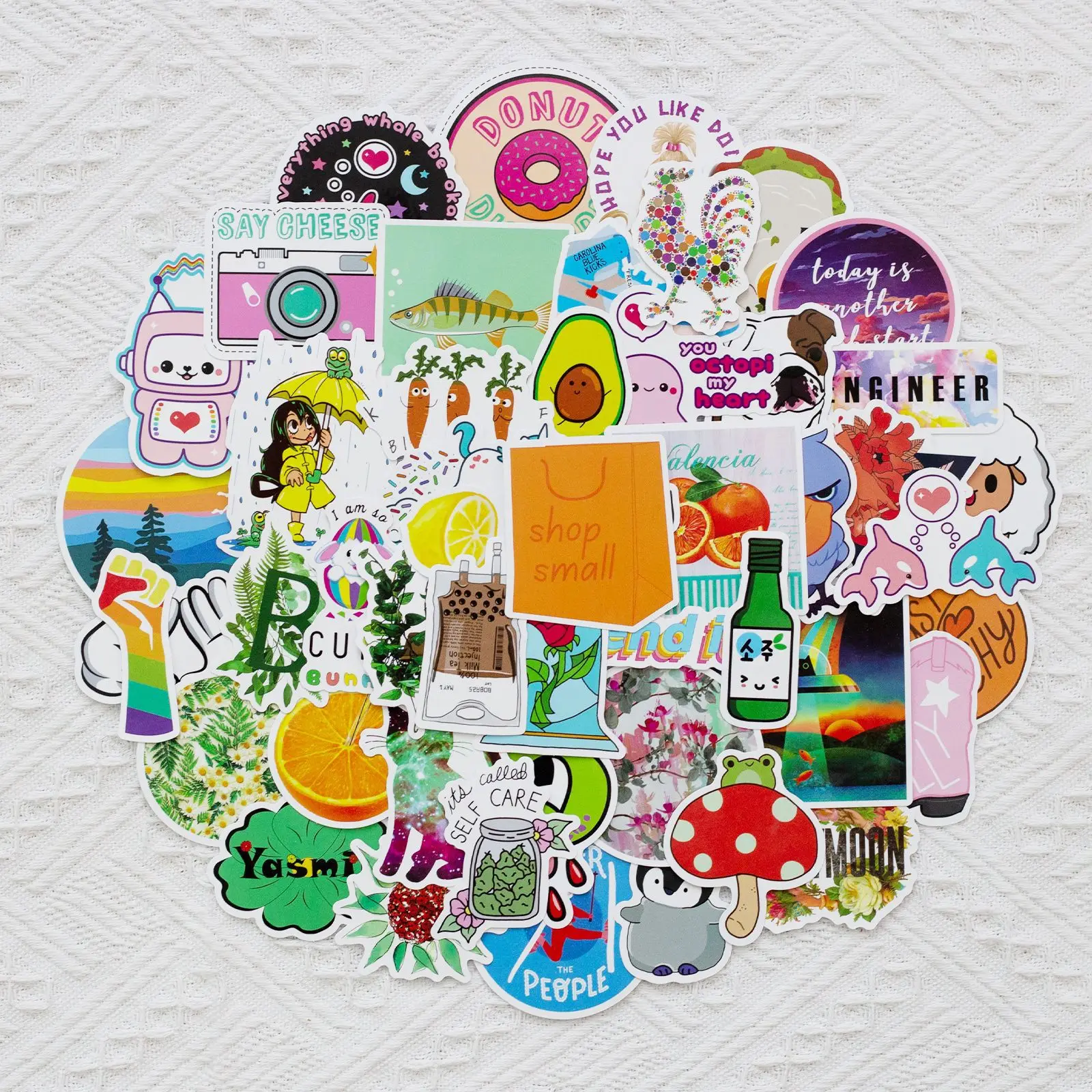 

50PCs Fresh New Ins Girl Student Stickers Luggage Skateboard Cute Kids Toys DIY Cool Graffiti Scrapbook Stationery Sticker Decal