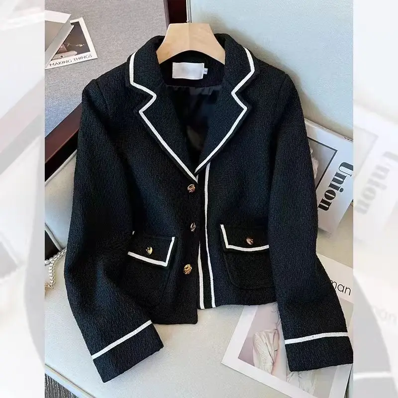 Женский твидовый пиджак