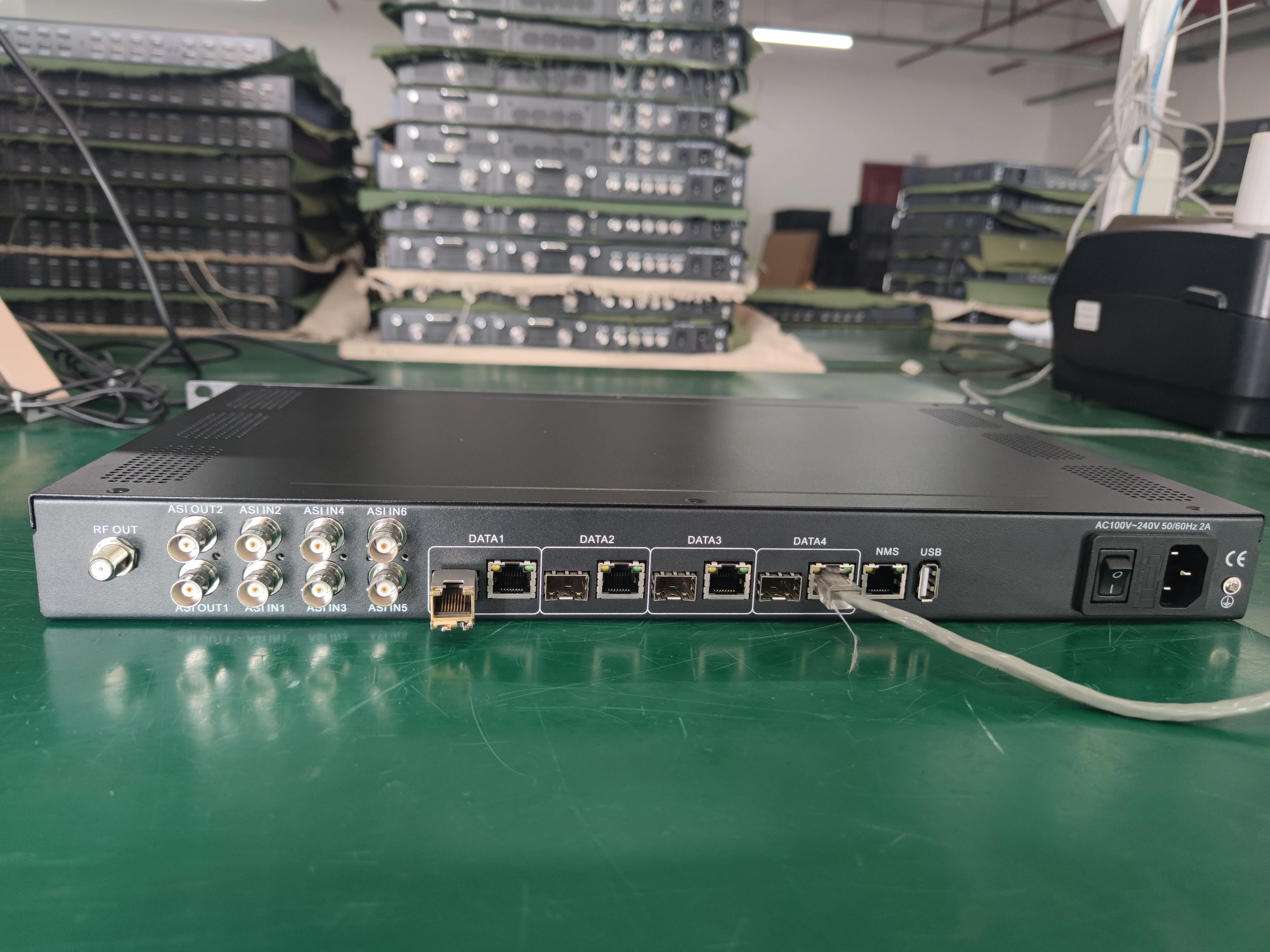 Фото 3308M -16RF Модулятор IP в ISDB-T, цифровой IPTV в ISDB-T, IP/ASI в 16-канальный RF ISDB-T модулятор (DVB-T, DVB-C опционально) №4
