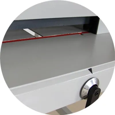 SIGO SG-4700 470 мм Ручная лампа