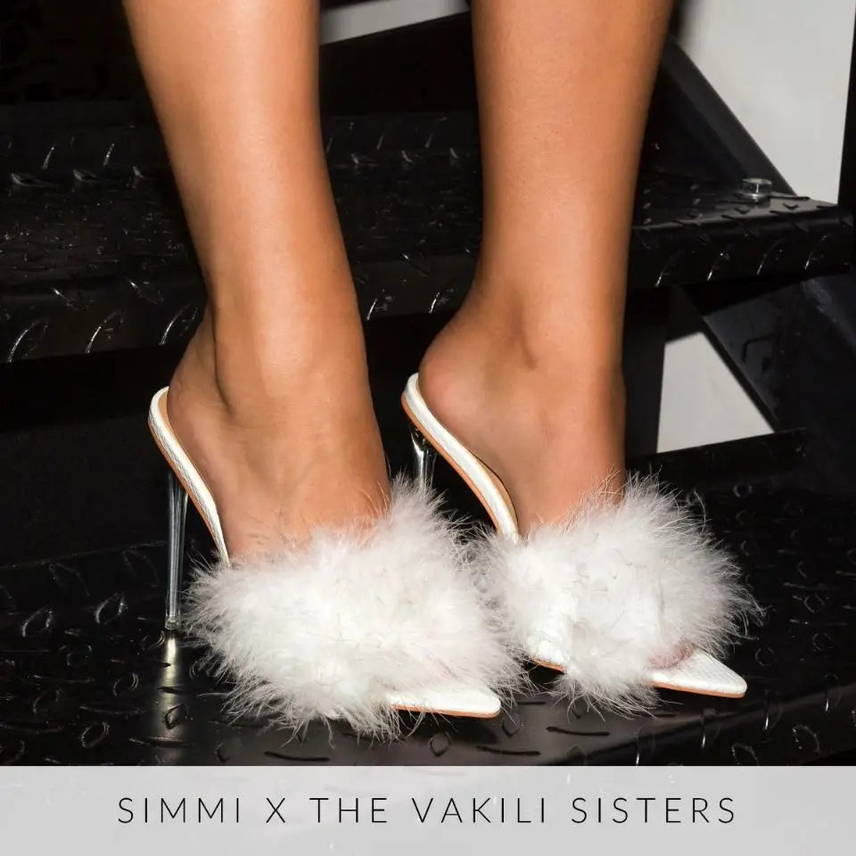 

Сандалии женские винтажные с квадратным носком, босоножки на высоком каблуке, узкие ремешки с перекрестными лямками, дизайнерская обувь с V-...