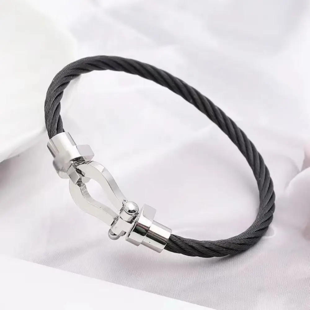 

Simple Horseshoe Magnet Clasp Bracelet Fashion Stainless Steel Wire Bracelet Unisex Couple Bracelet Knot Cable Bangles Jewelry