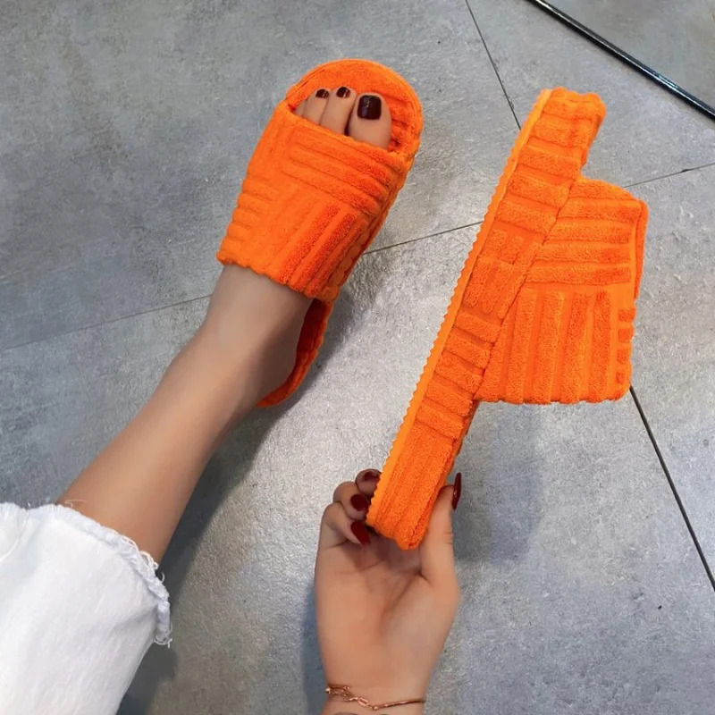 Faux Fur Home Slippers Fluffy Women Slides Comfort Furry Flat Sandals Female Cute Slippers Shoes for Woman Indoor Flip Flops