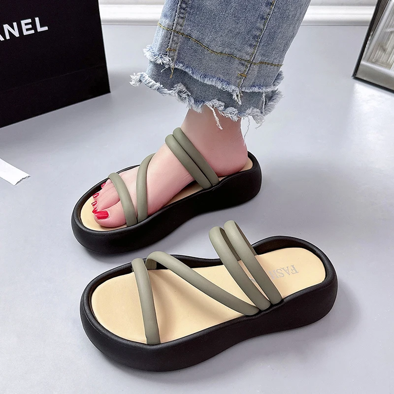 

Shoes Med Slippers Casual Summer Clogs Woman Pantofle Slides Platform Luxury Beach 2023 Flat Scandals Rome Fashion PU Shoes Woma