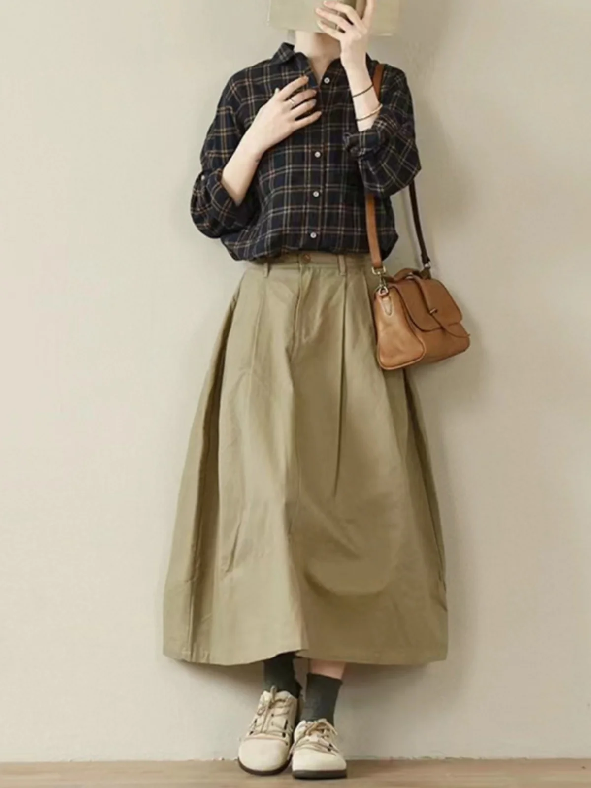 2024 Spring and Autumn New Retro Artistic Simple Loose Casual Plaid Top Shirts Cotton Women