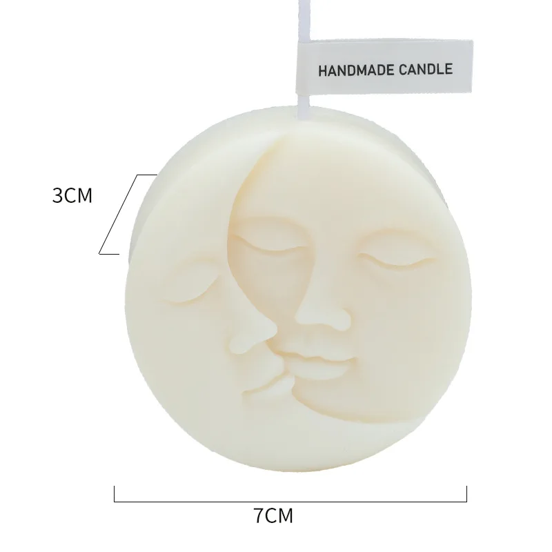 Свечи соевые в скандинавском стиле с изображением Луны и лица |