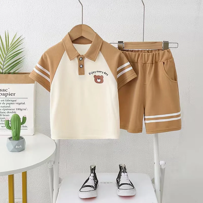 Детский спортивный комплект из футболки и шорт Nike