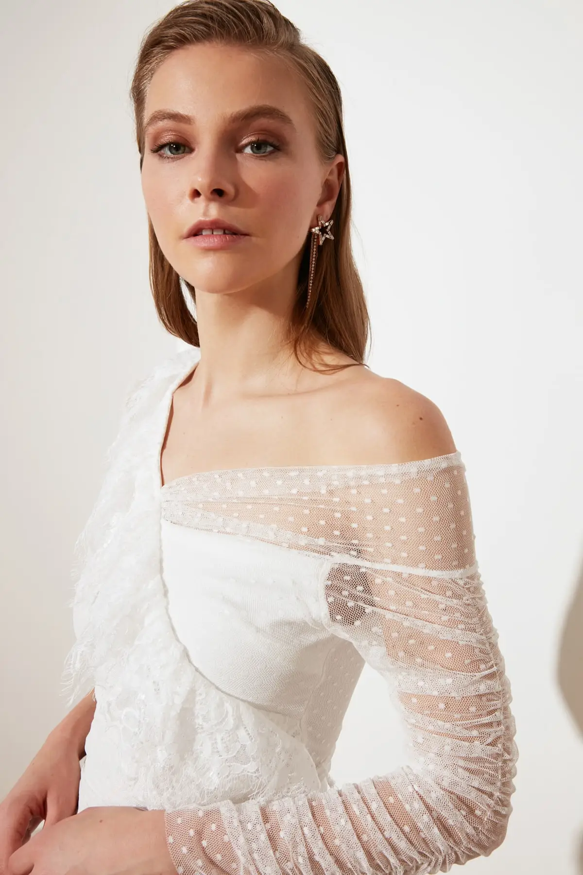 

Trendyol Lace Detail Tulle Dress TPRSS21EL1411