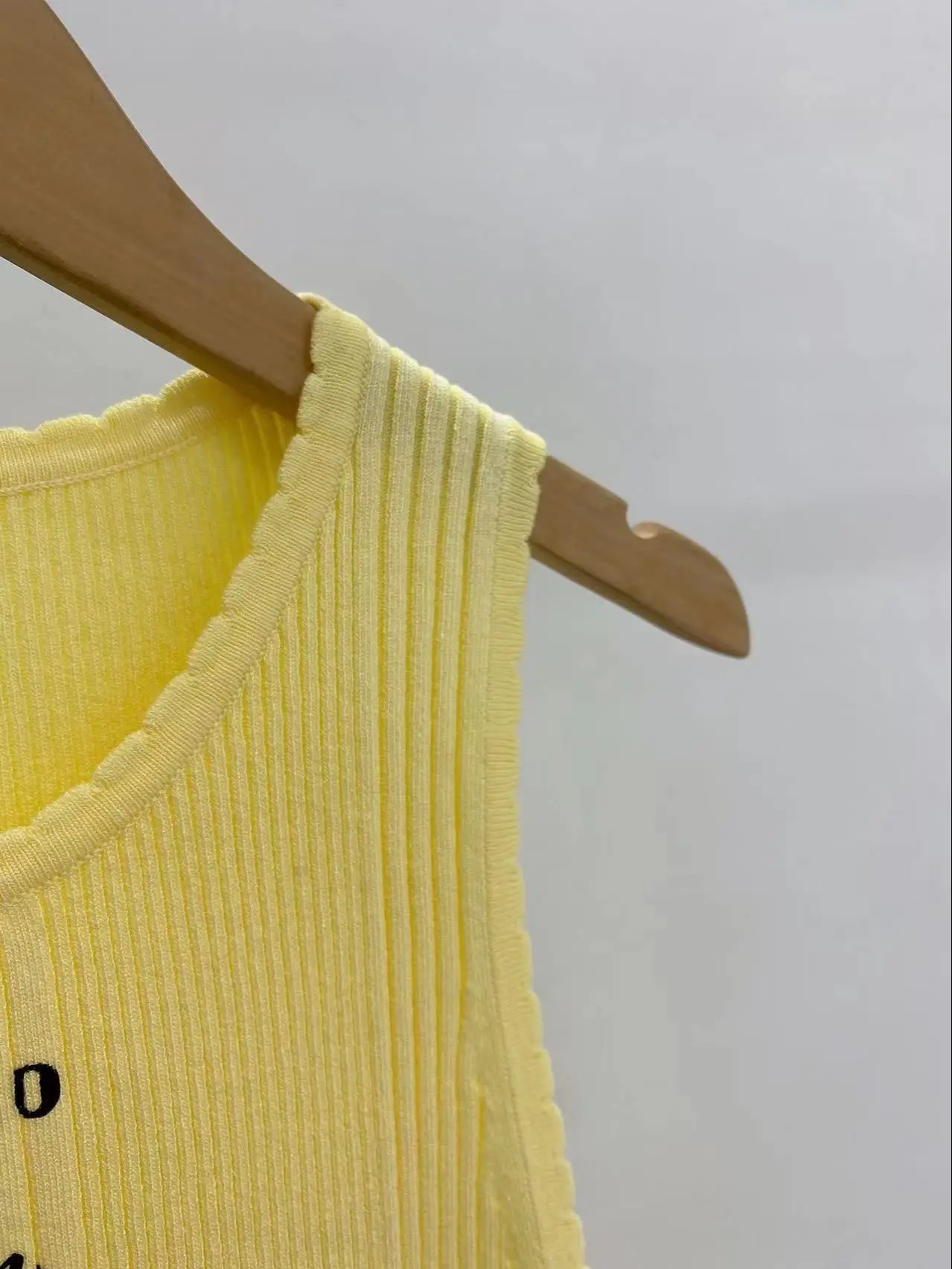 

Womens Sweater Vest O-neck Letter Sleeveless Slim Stretch Pullover Tank Top Knitted Casual Spring Summer