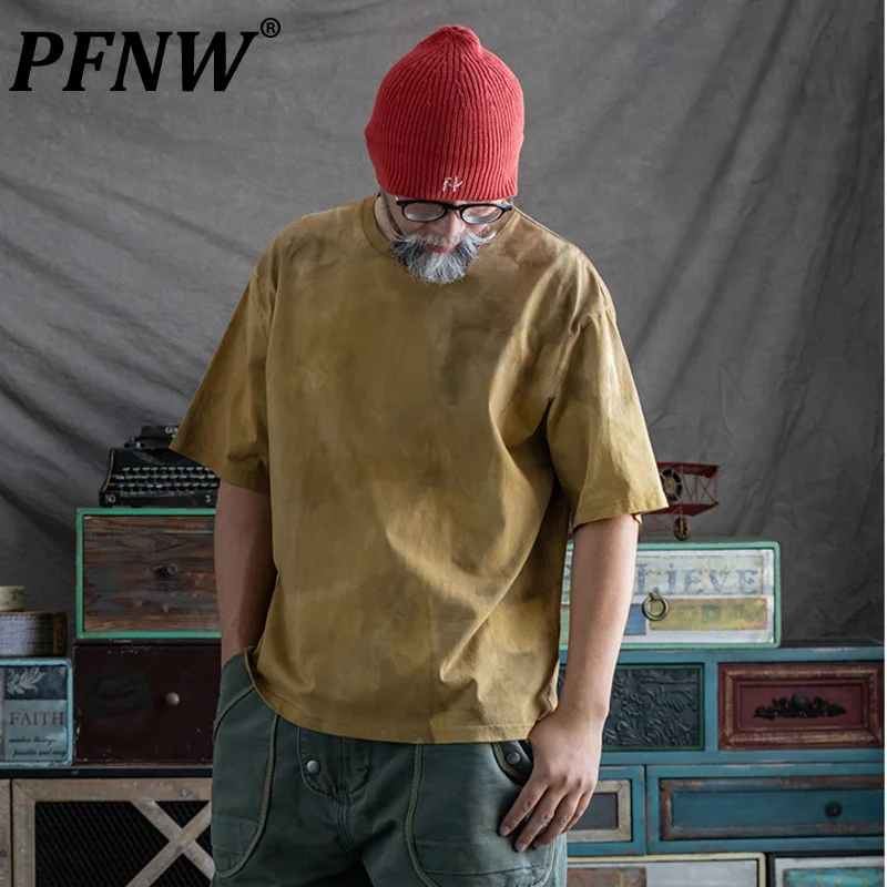 

Мужская хлопковая футболка с коротким рукавом, круглым вырезом и принтом