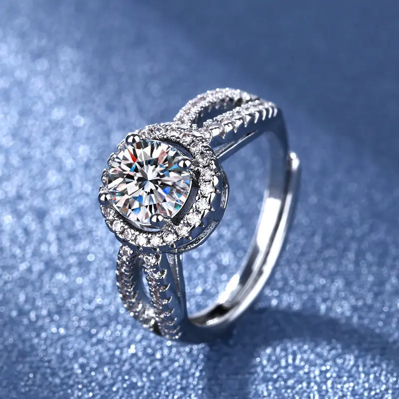 

Женское Обручальное кольцо с прозрачным фианитом, серебряного цвета