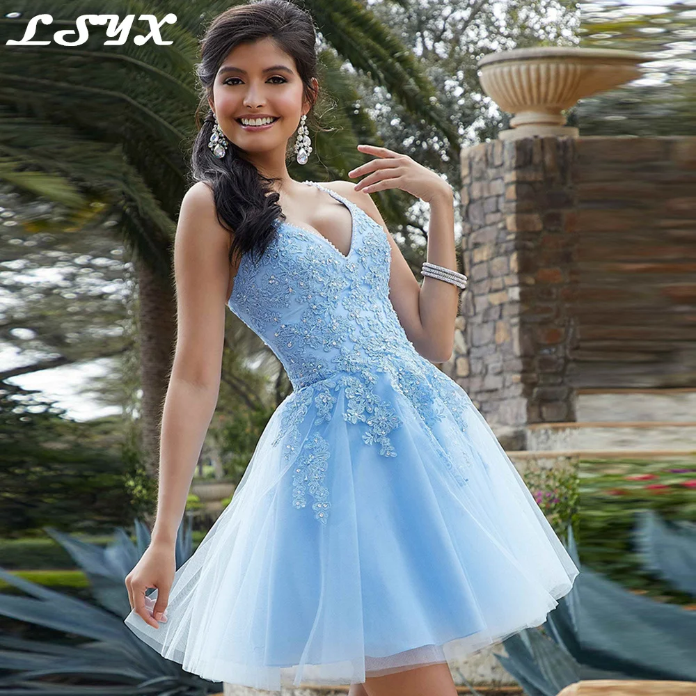 

Платье женское кружевное ТРАПЕЦИЕВИДНОЕ на тонких бретельках, выше колена, с открытой спиной