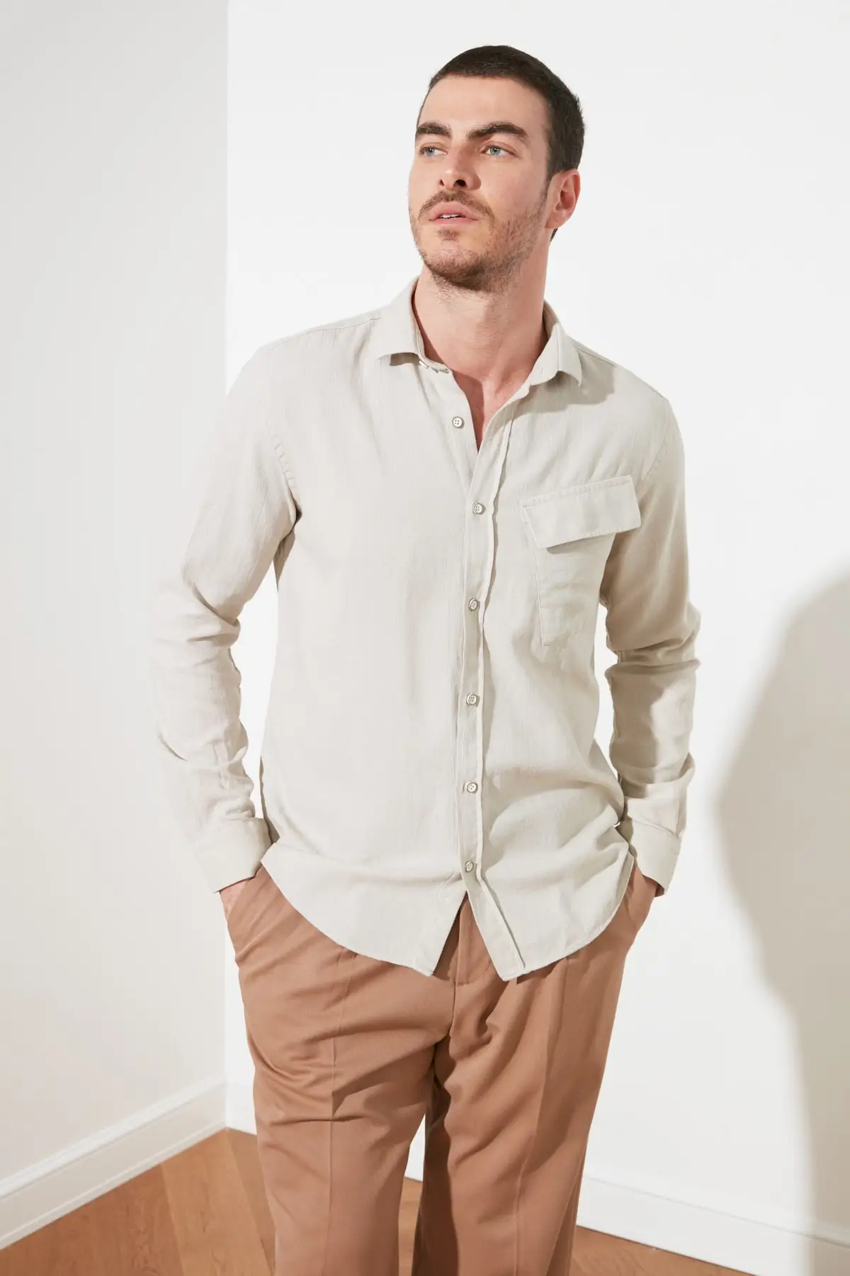 

Trendyol Male Regular Fit Tek Pockets Shirt TMNSS21GO0220
