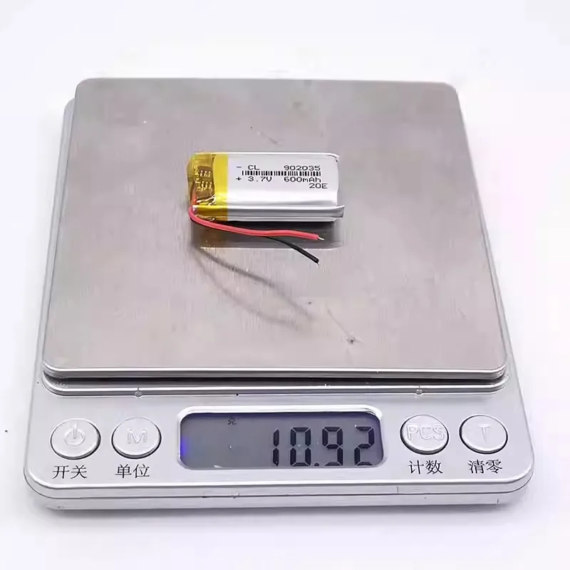 Фото Новая литий-полимерная аккумуляторная батарея 3.7V 600mAh 902035 для MP3, MP4, DIY PAD, DVD, электронных книг, Bluetooth-гарнитур (замена элементов) №2