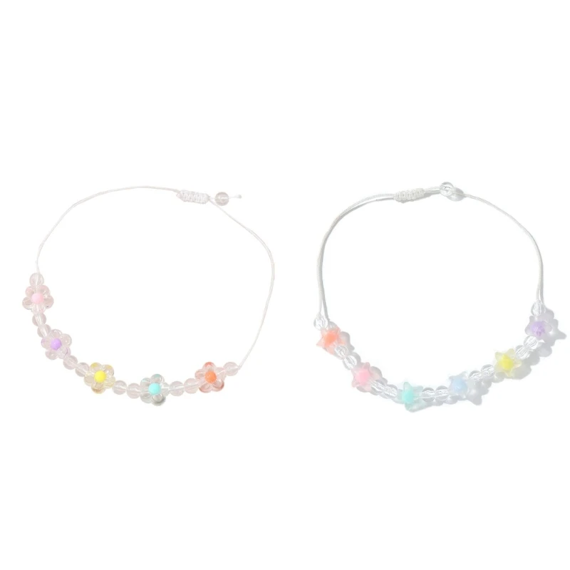 

Женский браслет с бусинами и цветами